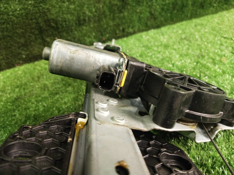 Стеклоподъемник, 2000 рублей, Красноярск