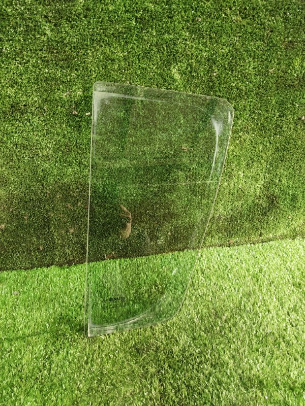 Форточка двери, 1000 рублей, Красноярск