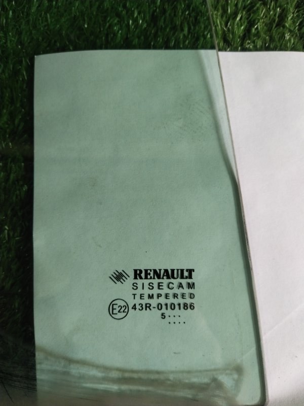 Форточка двери, 1000 рублей, Красноярск