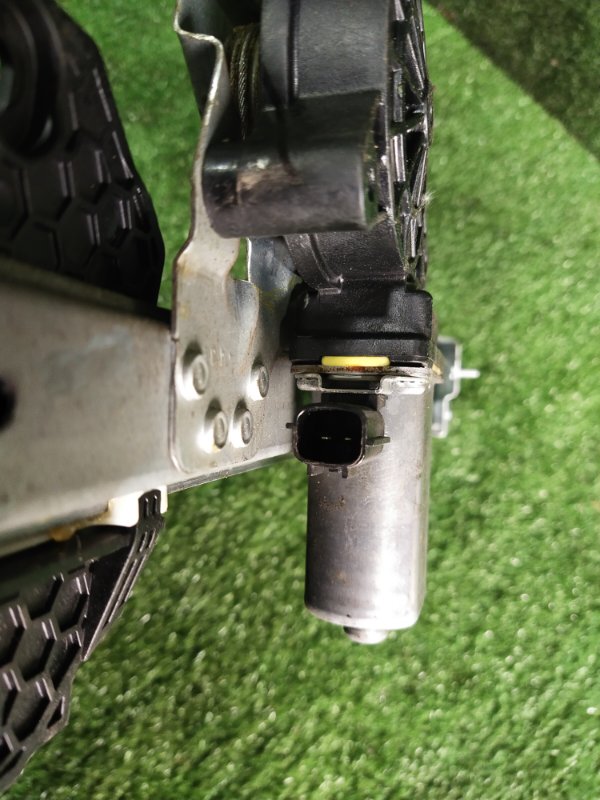 Стеклоподъемник, 2000 рублей, Красноярск