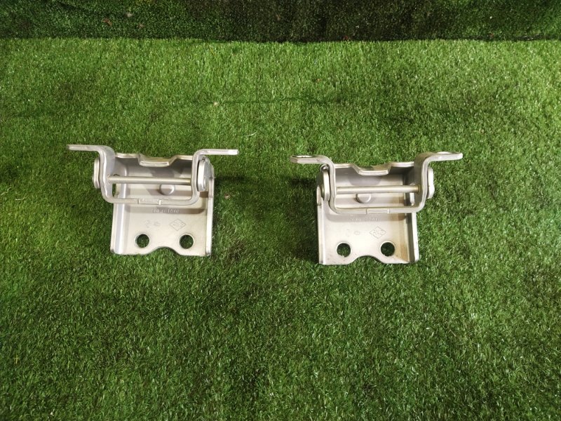 Петля двери багажника, 1000 рублей, Красноярск