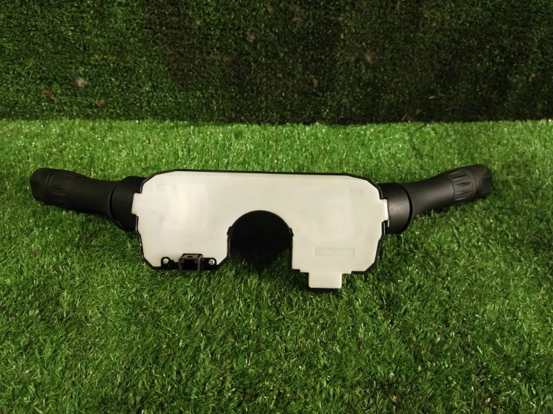 Блок подрулевых переключателей, 1000 рублей, Красноярск