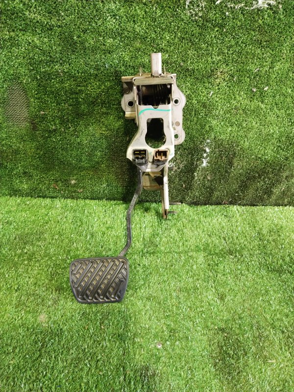 Педаль тормоза, 1500 рублей, Красноярск