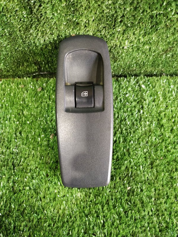 Кнопка стеклоподъемника, 300 рублей, Красноярск