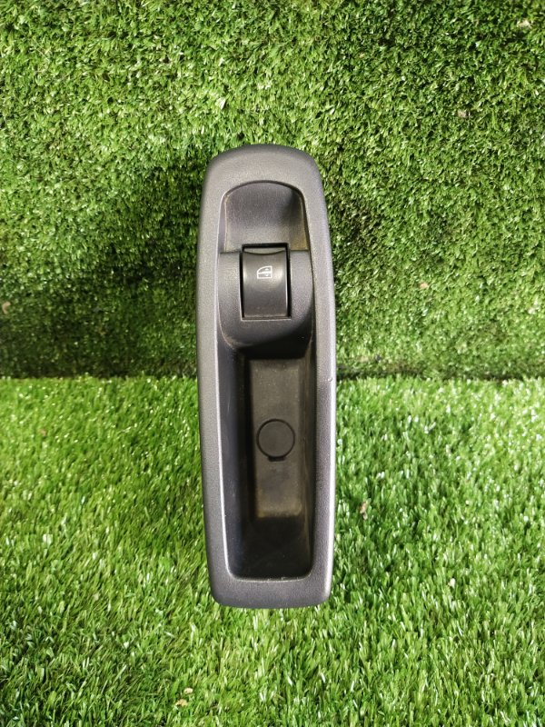 Кнопка стеклоподъемника, 300 рублей, Красноярск