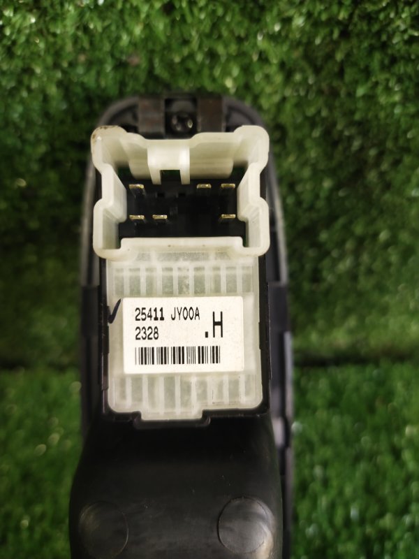 Кнопка стеклоподъемника, 300 рублей, Красноярск