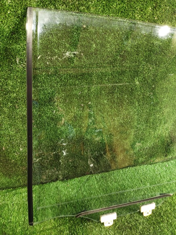 Стекло боковое, 1200 рублей, Красноярск