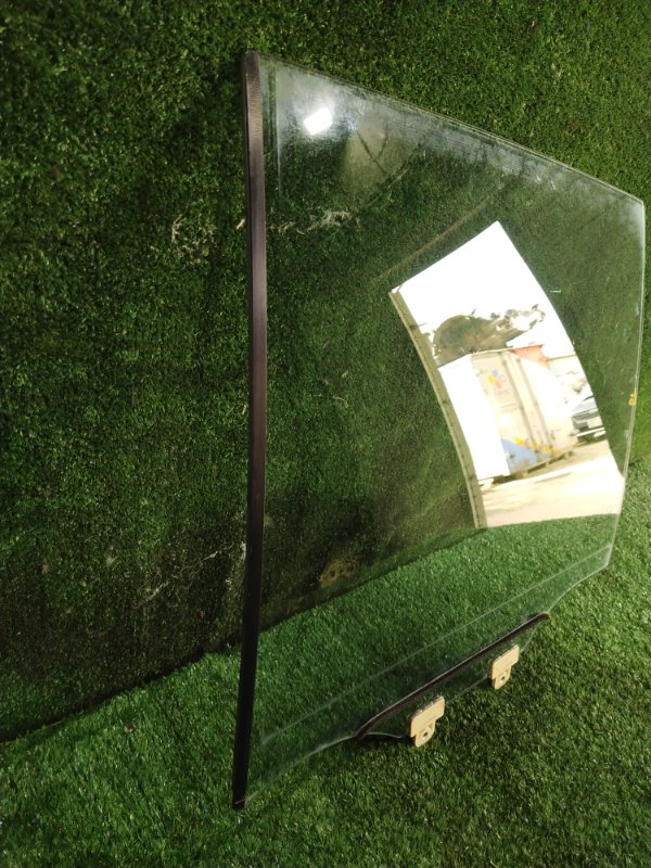 Стекло боковое, 1200 рублей, Красноярск