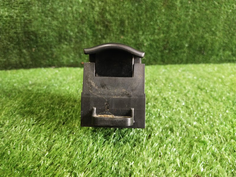 Кнопка стояночного тормоза, 1000 рублей, Красноярск