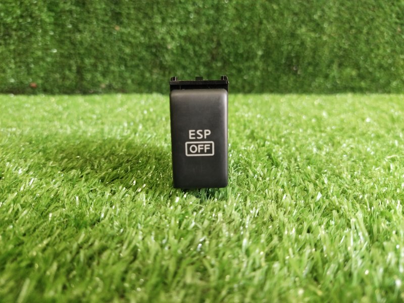 Кнопка антипробуксовочной системы, 500 рублей, Красноярск