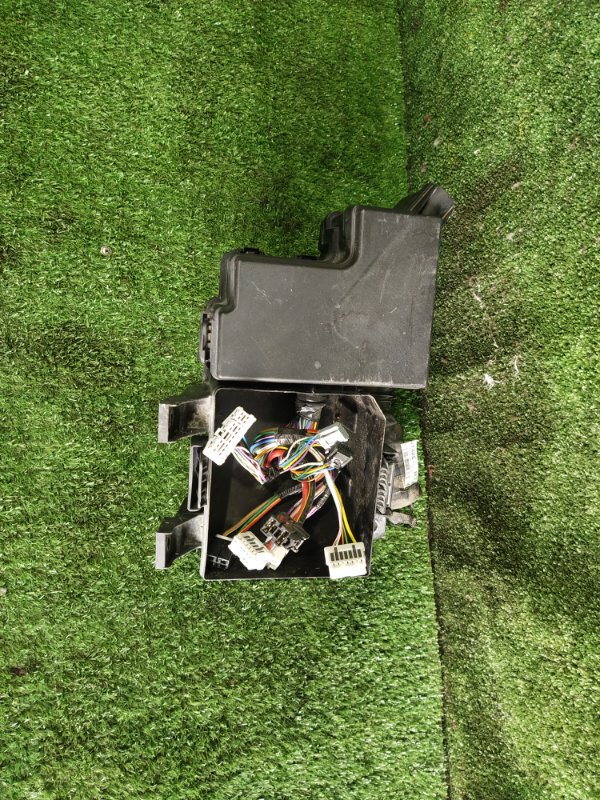 Блок предохранителей под капот, 2000 рублей, Красноярск