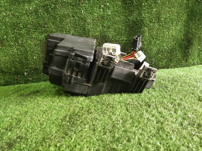 Блок предохранителей под капот, 2000 рублей, Красноярск