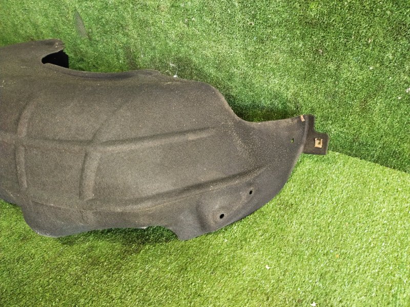 Подкрылок, 1000 рублей, Красноярск