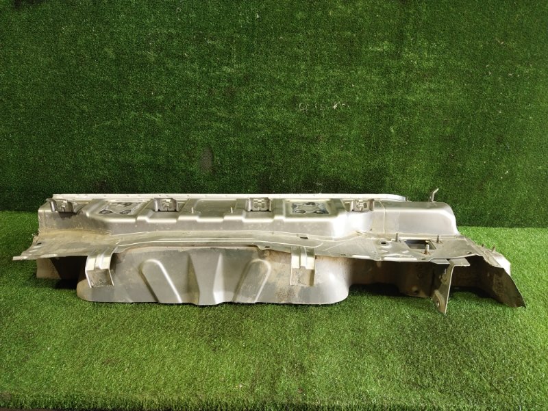 Задняя панель кузова, 5000 рублей, Красноярск