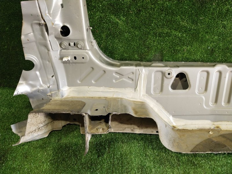 Задняя панель кузова, 5000 рублей, Красноярск