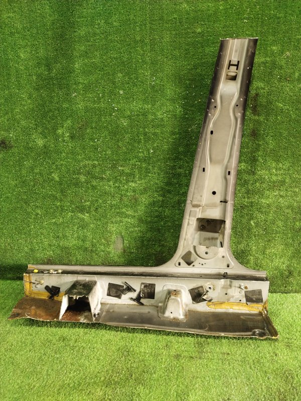 Центральная стойка кузова, 1500 рублей, Красноярск