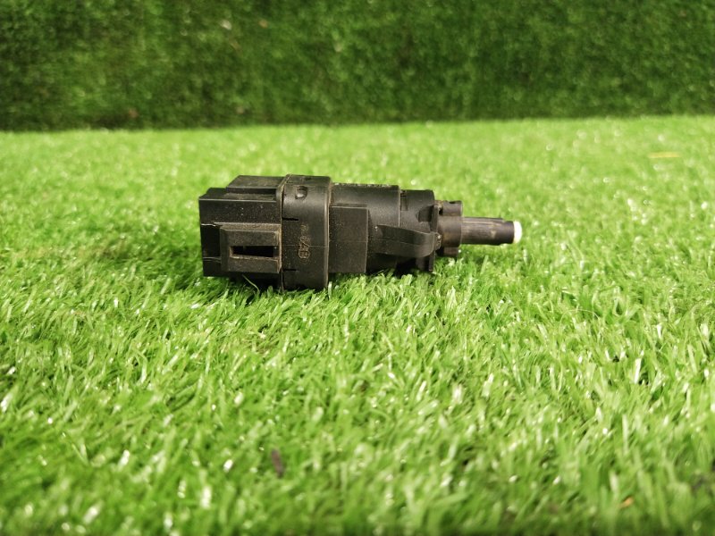 Концевик педали тормоза, 500 рублей, Красноярск