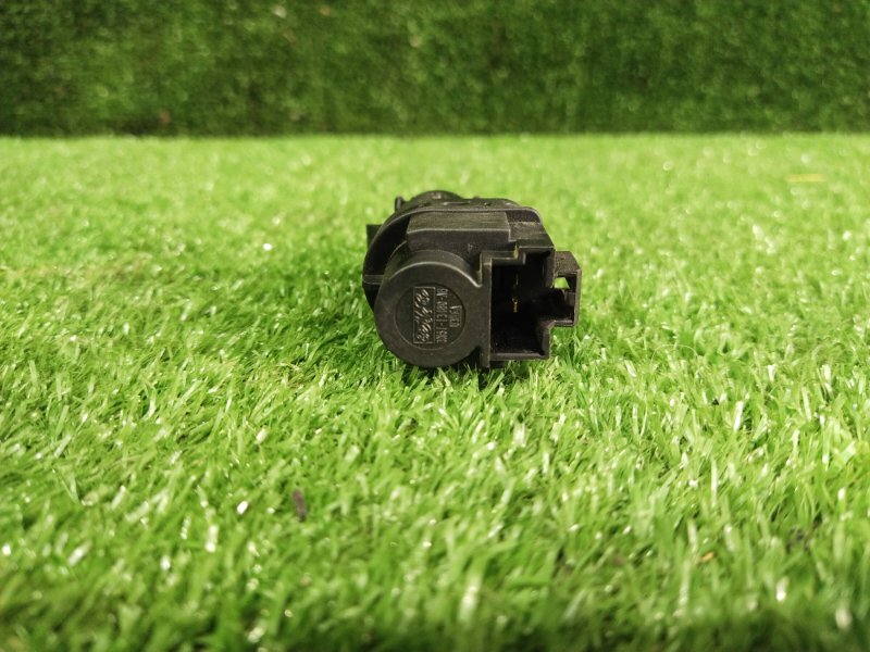 Концевик педали тормоза, 500 рублей, Красноярск