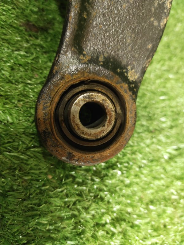 Рычаг подвески верхний, 500 рублей, Красноярск