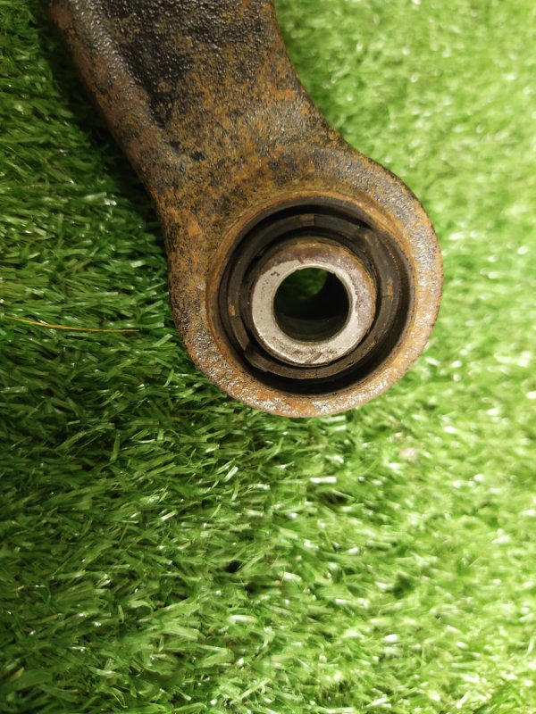 Рычаг подвески верхний, 500 рублей, Красноярск