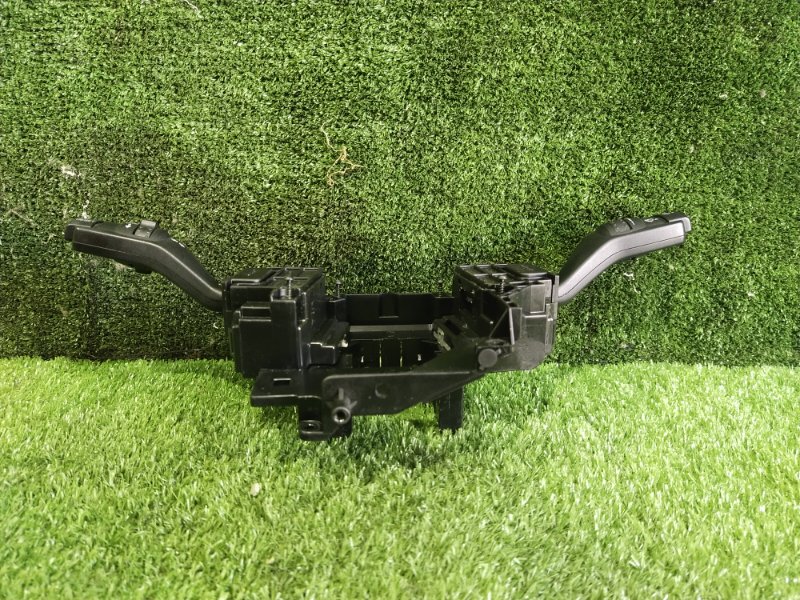 Блок подрулевых переключателей, 500 рублей, Красноярск