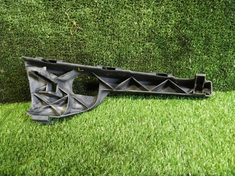 Крепление бампера, 300 рублей, Красноярск