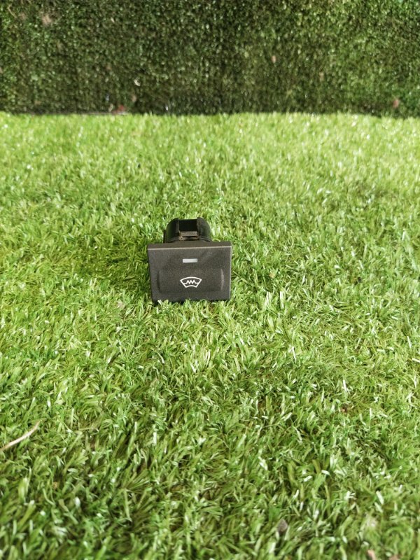 Кнопка обогрева лобового стекла, 400 рублей, Красноярск