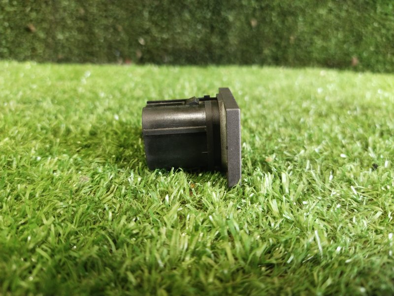 Кнопка обогрева лобового стекла, 400 рублей, Красноярск