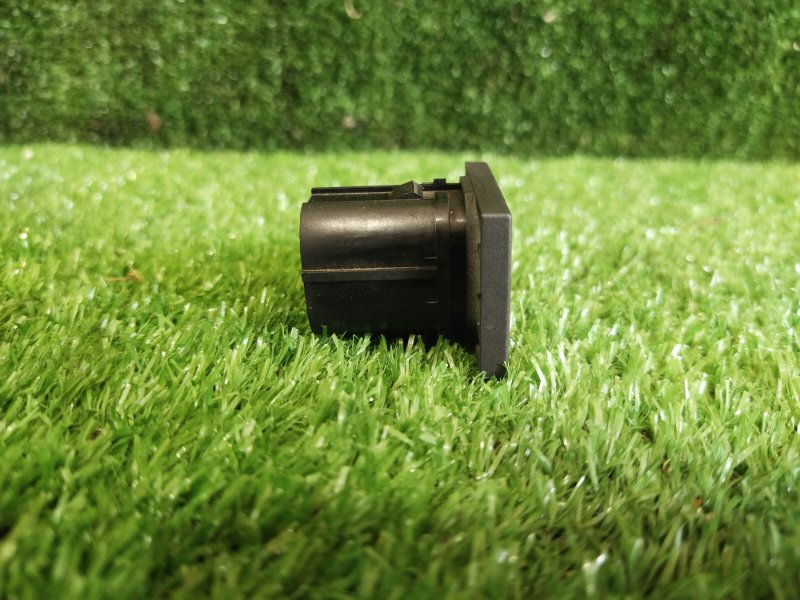 Кнопка обогрева заднего стекла, 400 рублей, Красноярск