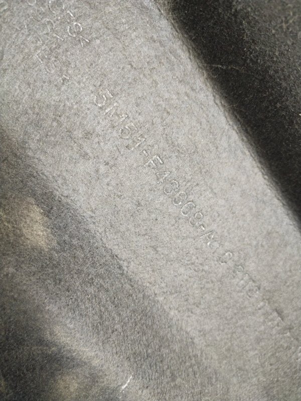 Полка салона задняя, 1000 рублей, Красноярск