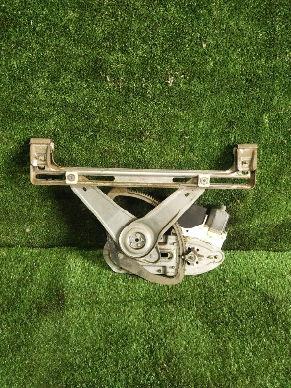 Стеклоподъемник, 1000 рублей, Красноярск