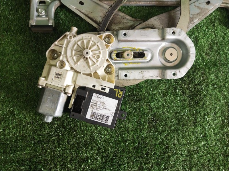 Стеклоподъемник, 1000 рублей, Красноярск