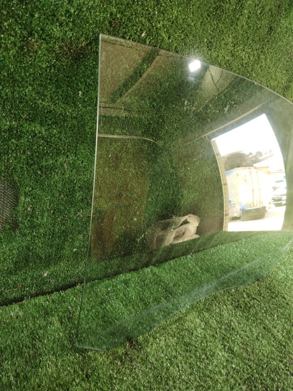 Стекло боковое, 1500 рублей, Красноярск