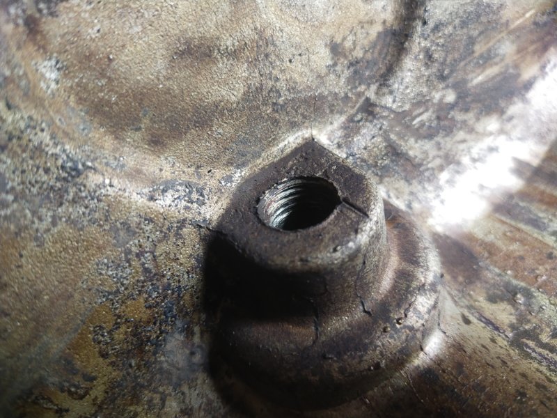 Поддон двигателя, 1000 рублей, Красноярск