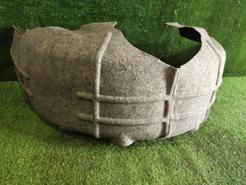 Подкрылок, 1000 рублей, Красноярск