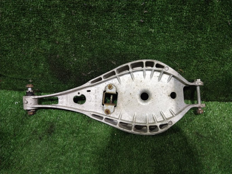 Рычаг подвески верхний, 500 рублей, Красноярск