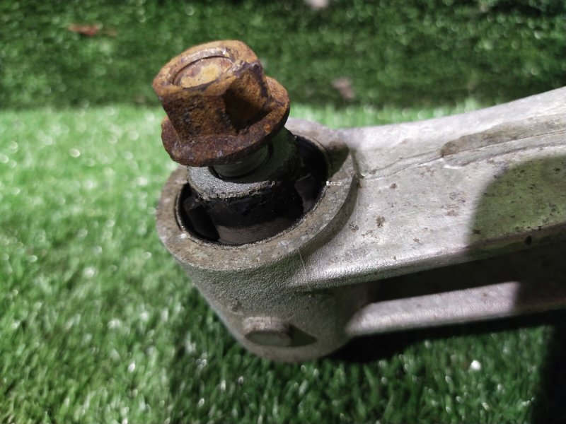 Рычаг подвески верхний, 500 рублей, Красноярск