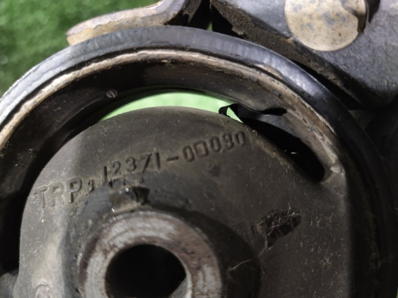 Подушка двигателя, 2000 рублей, Красноярск