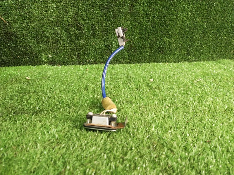 Кнопка открывания багажника, 500 рублей, Красноярск