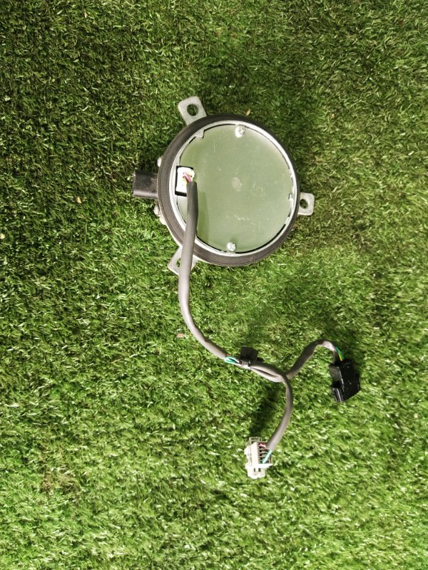 Блок управления фарой, 2000 рублей, Красноярск