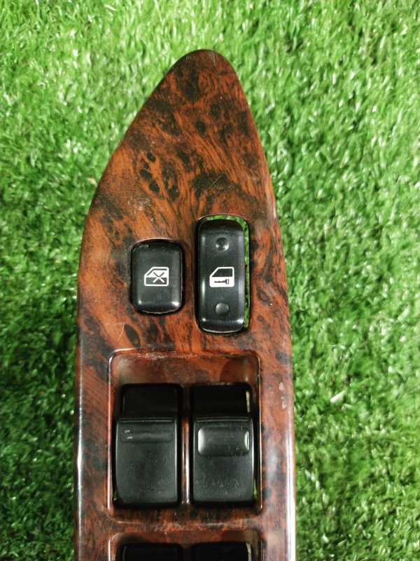 Блок управления стеклоподъемниками, 2000 рублей, Красноярск