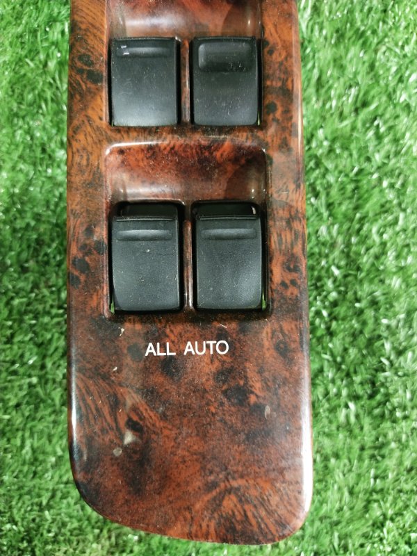 Блок управления стеклоподъемниками, 2000 рублей, Красноярск