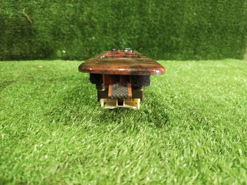 Блок управления стеклоподъемниками, 2000 рублей, Красноярск