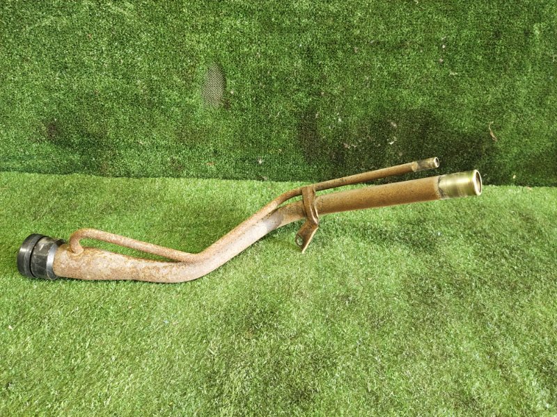 Горловина топливного бака, 500 рублей, Красноярск