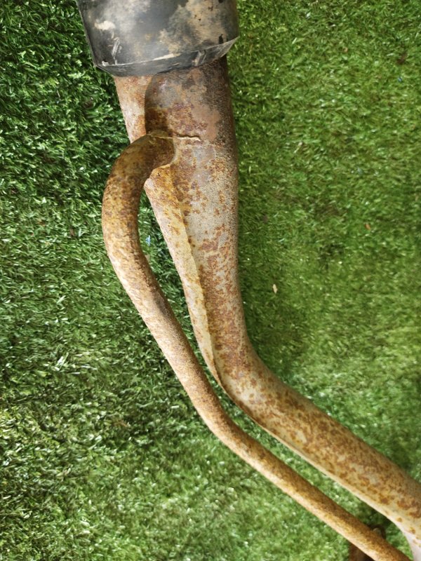 Горловина топливного бака, 500 рублей, Красноярск