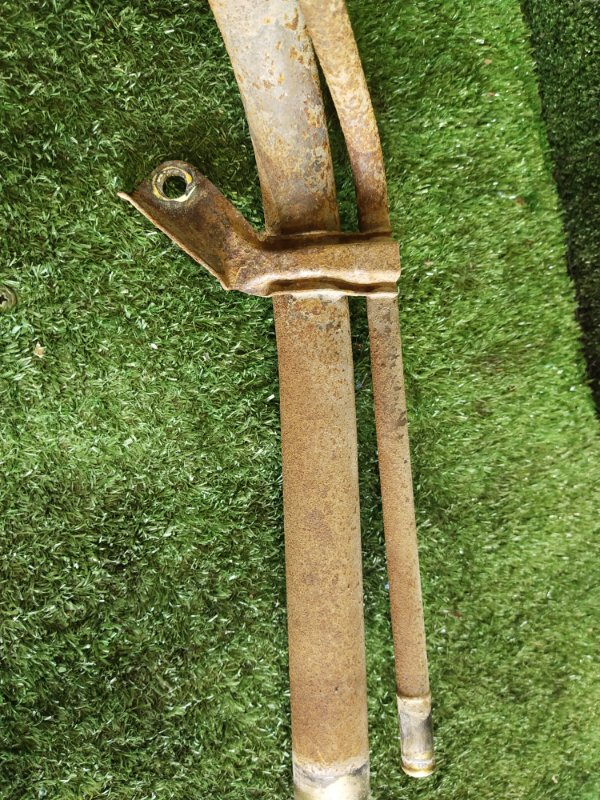 Горловина топливного бака, 500 рублей, Красноярск