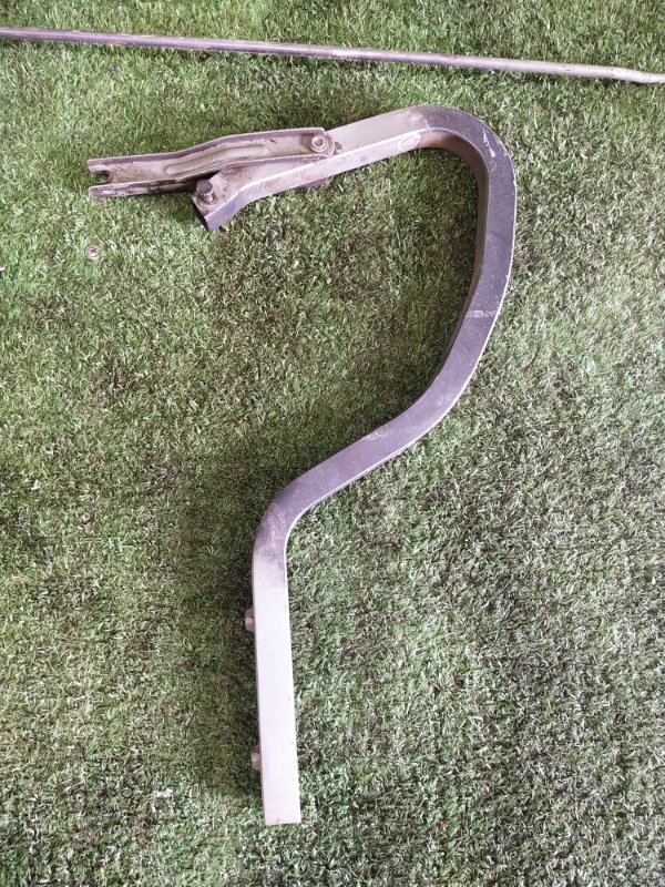 Петля крышки багажника, 1000 рублей, Красноярск