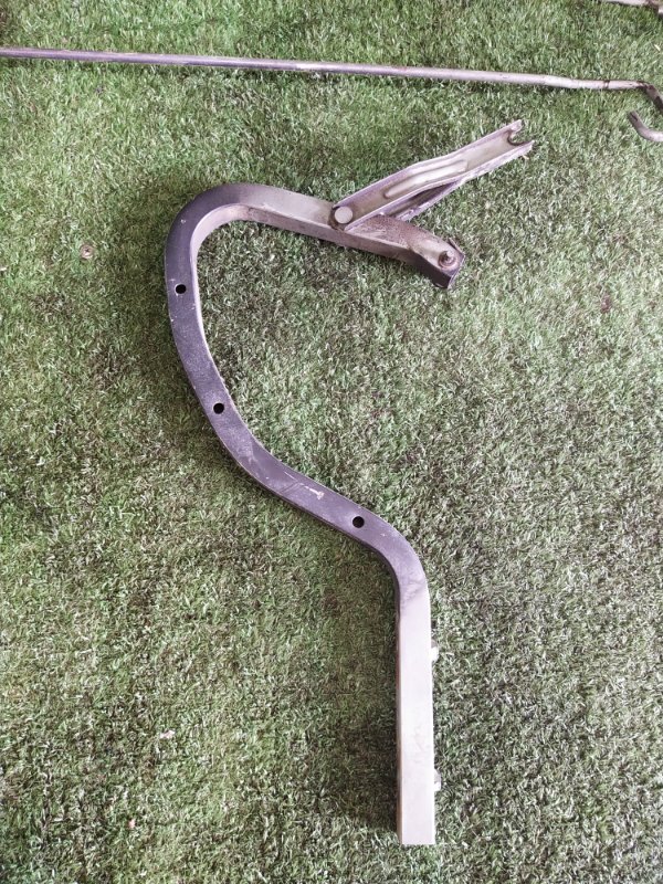 Петля крышки багажника, 1000 рублей, Красноярск