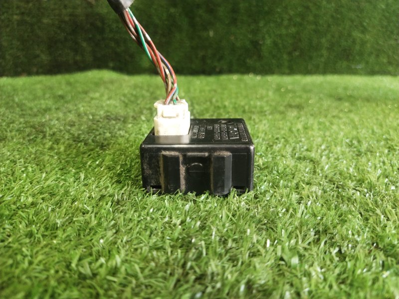 Реле системы напоминания о включенных фарах, 300 рублей, Красноярск