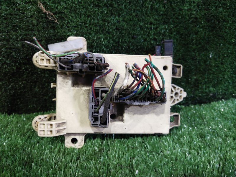 Блок предохранителей салонный, 500 рублей, Красноярск